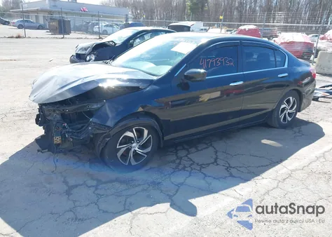 2017 Honda Accord Lx z USA, uszkodzony, nr VIN 1HGCR2F36HA185789
